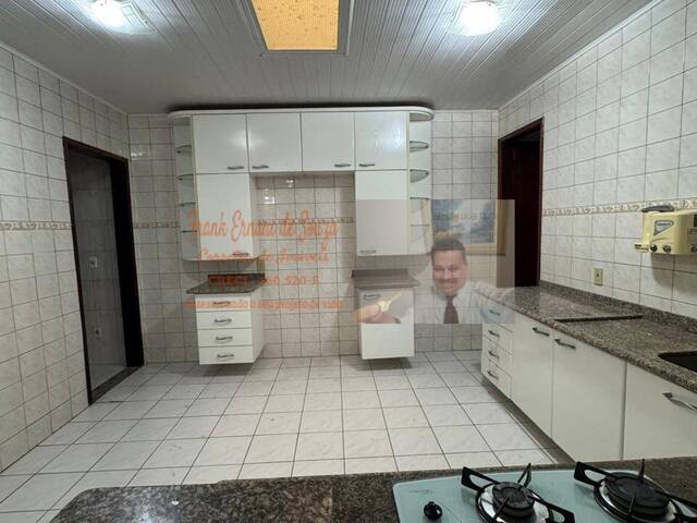 #566 - Casa Residencial para Venda em São Paulo - SP - 2