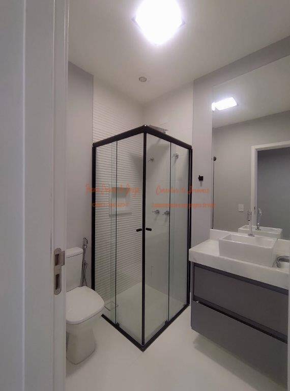 Casa de Condomínio à venda com 3 quartos, 189m² - Foto 32