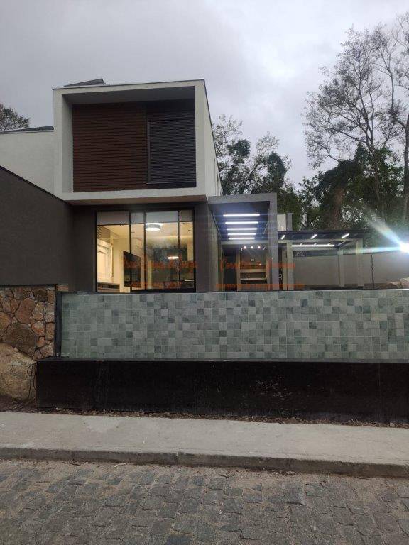 Casa de Condomínio à venda com 3 quartos, 189m² - Foto 5