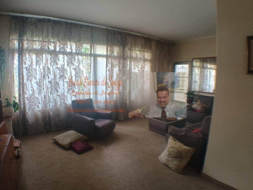 Casa à venda com 3 quartos, 380m² - Foto 3